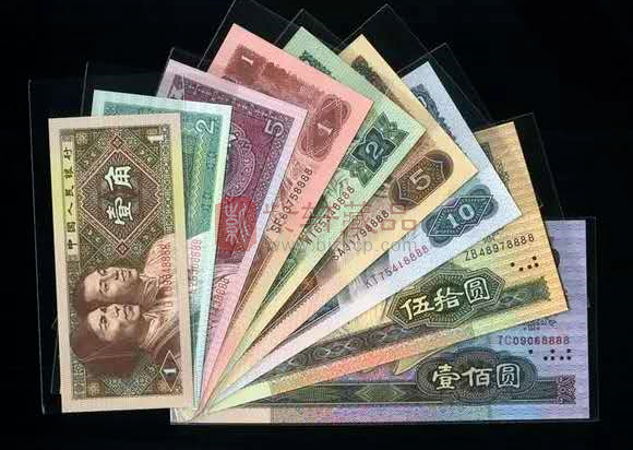 第四套人民币 “荧光钞” 身价涨上天！ ​ 