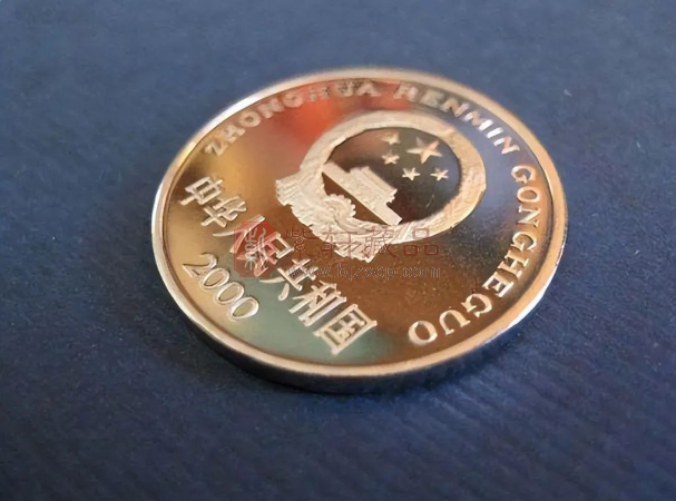 以前常见的牡丹1元硬币，91年的拍了5000多，为什么?
